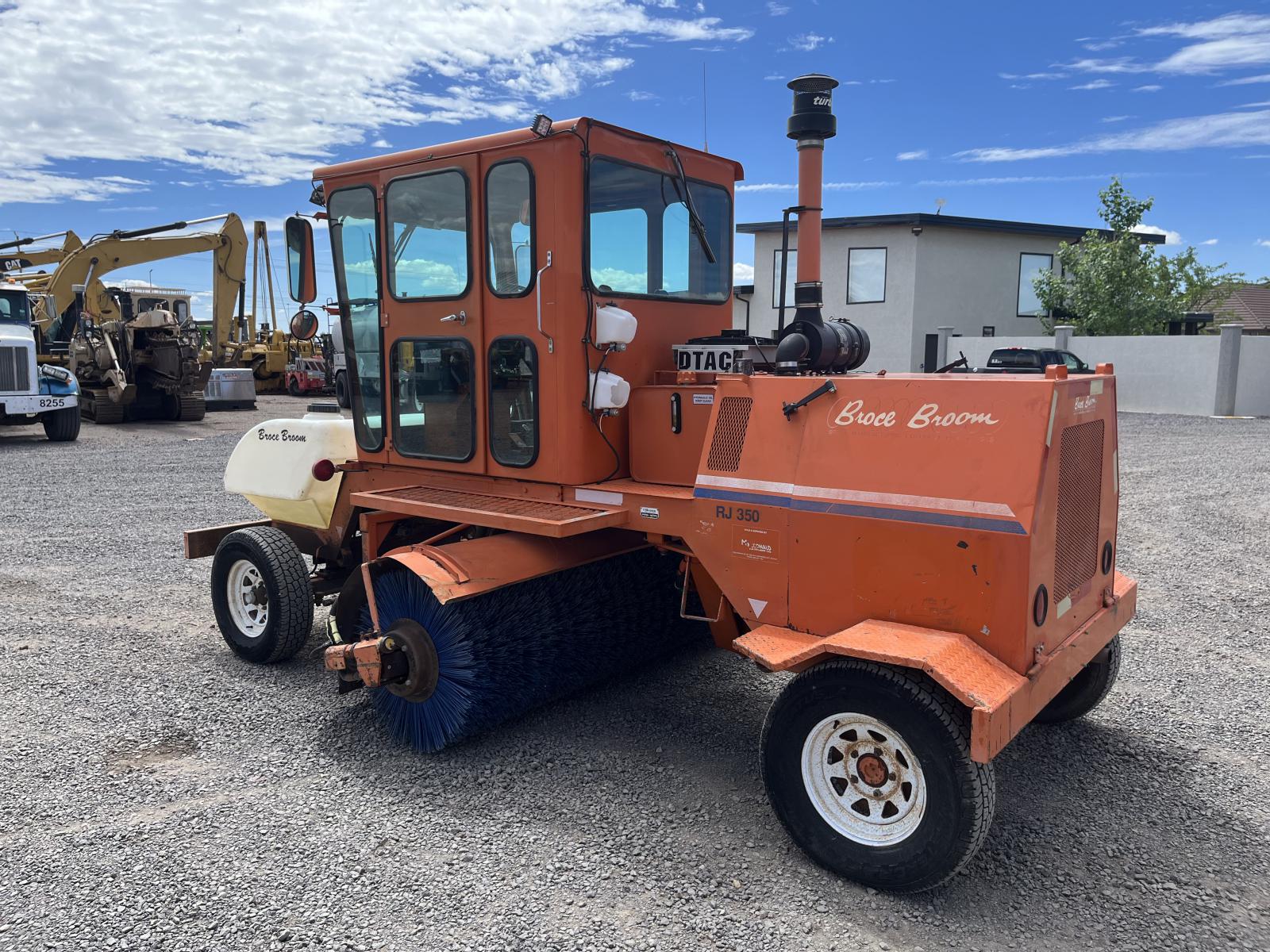 ./imagenes/INVOICE/2019/16394/BARREDORA BROCE RJ350 (12).JPG